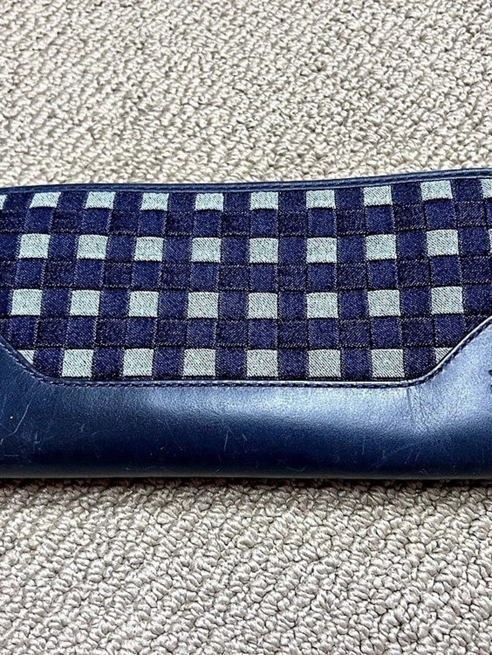 Frye Checkered Zip-Around Wallet in Blue & White
